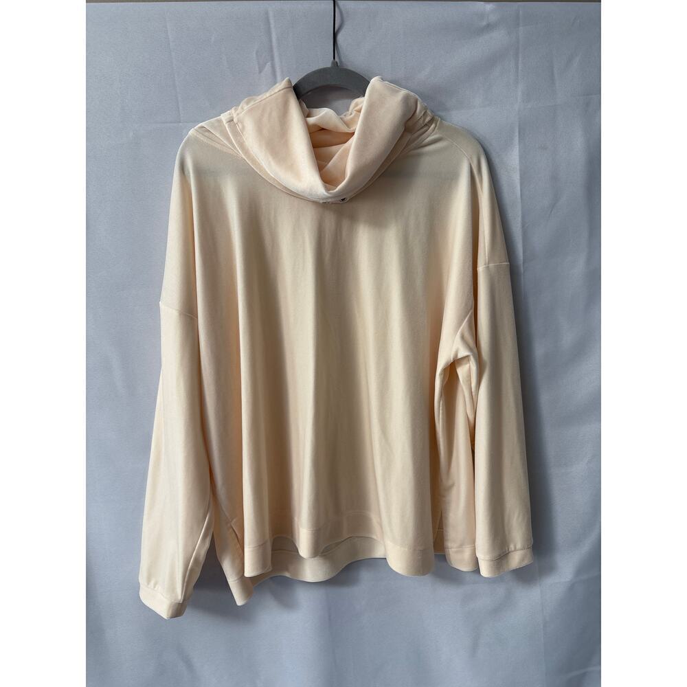 Women’s 1x velour mock turtleneck long sleeve